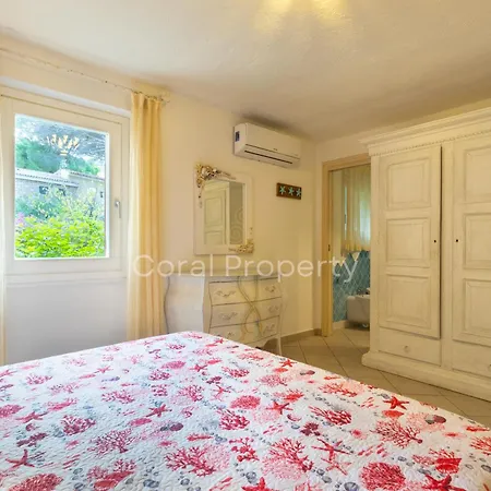 Διαμέρισμα C - 200 Mt Dal Mare - 6 Ospiti - Veranda E Wifi - Centro - By Coral