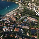 C - 200 Mt Dal Mare - 6 Ospiti - Veranda E Wifi - Centro - By Coral Apartment